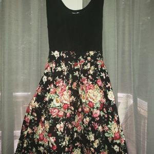 579 Dress Floral Skirt and Black Top S